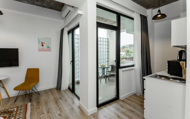 Ninoshvili Apartments by Picnic