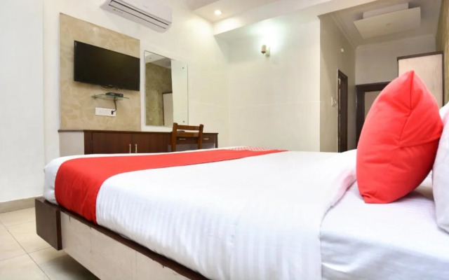 OYO Flagship 29078 Hussainpura Hukam Singh Road