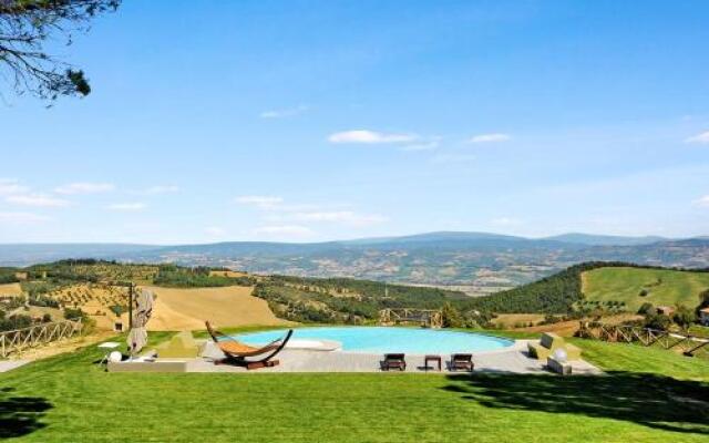 Todi - Villa Di Lusso Con Piscina A Sfioro E Vista A 360°