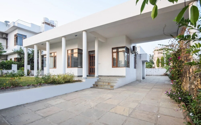 OYO 16855 Home Blissful 2BHK Bedla