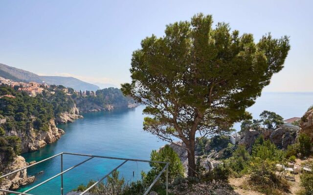 Hedera Estate, Hedera A30