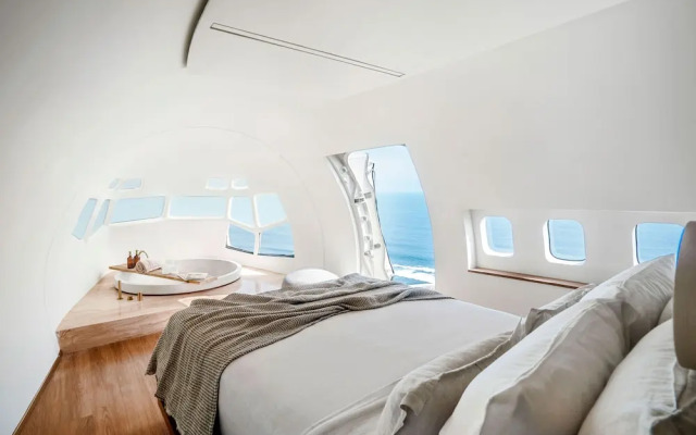 Private Jet Villa