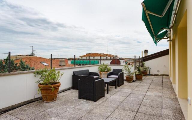 CanguroProperties - Nino Bixio