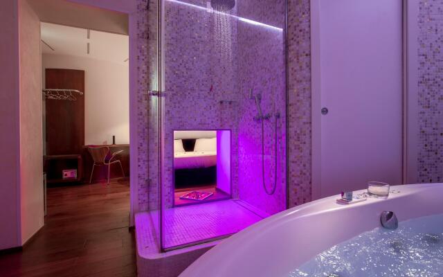 Suite Sistina For Brave Lovers