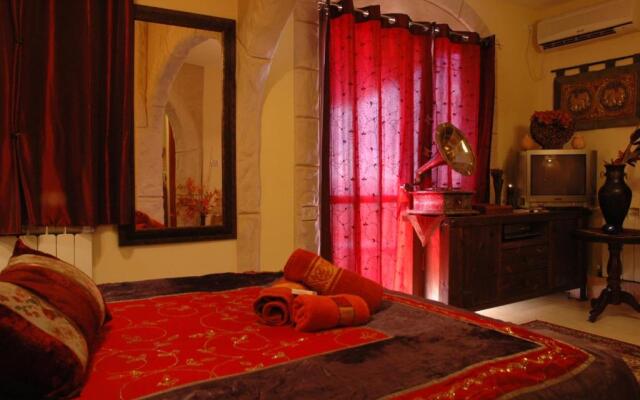Michal's Suites