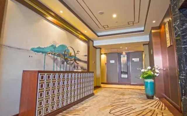 Huamei Party's Conflux Hotel
