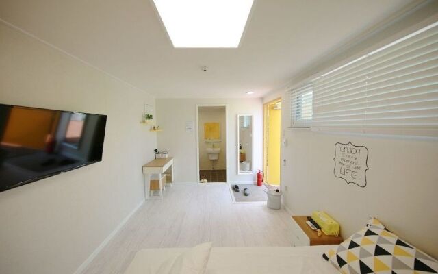 Jjuk Guesthouse Hostel