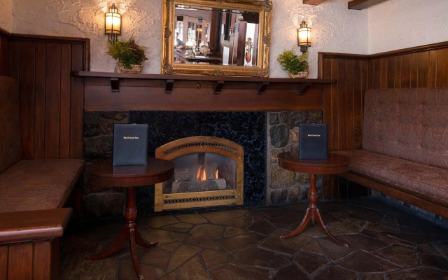 The Red Coach Inn