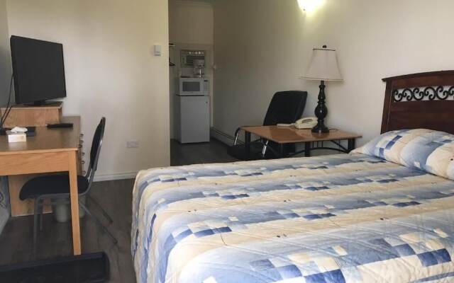 Grassland Motel