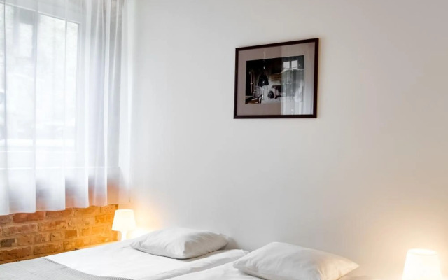 Janne Hotel