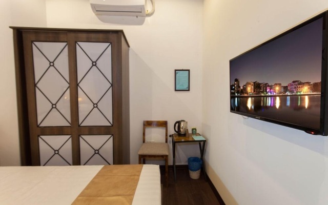 Luxury Backpakers Hotel – Guest Rooms – Hanoi