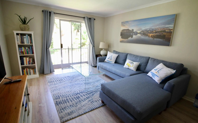 Tamboerskloof 2 bed apartment