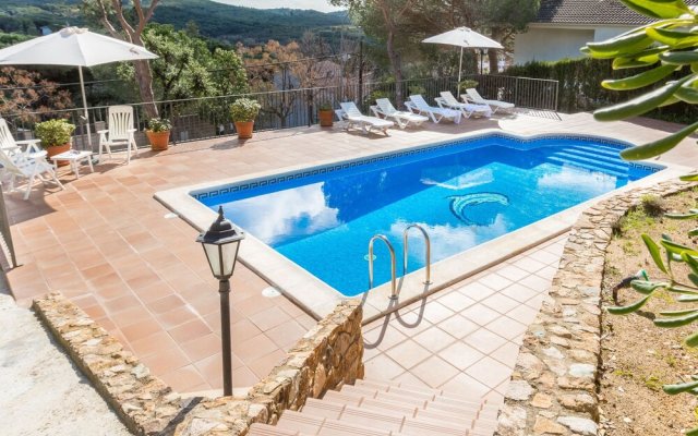 Luxurious Villa in Tordera With Private Pool and Garden