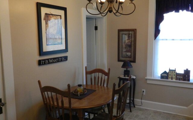 Helming Guest House