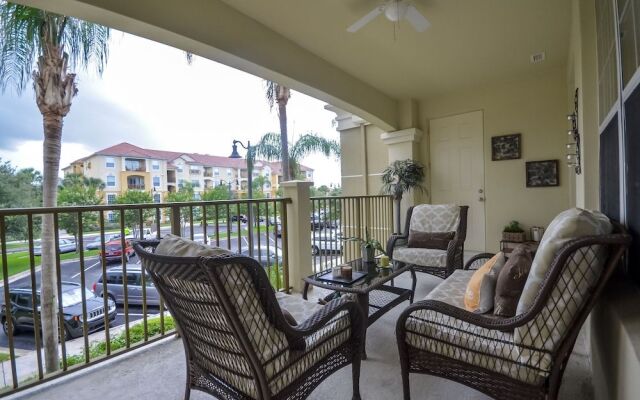 The Loft Deluxe 2 Bedroom Condo by Redawning