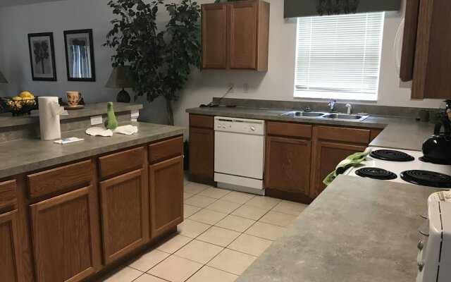 Clermont Area Vacation Homes by Shine FM