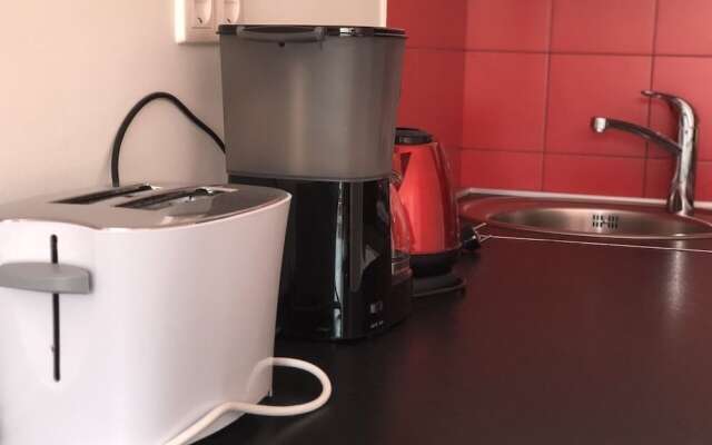 No5 Sea View Attic Studio