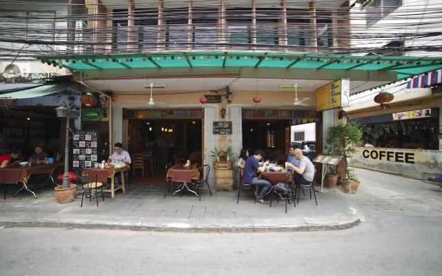 Baan Glang Soi