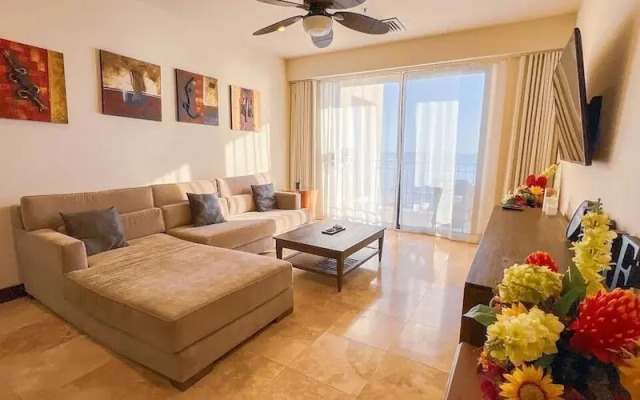 Seaview Oasis 1-BRSuite in Croc's casino