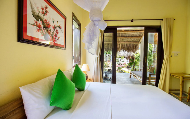 Red Flower Cottages Homestay