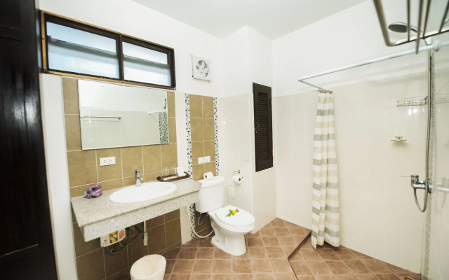 Phuket Monaburi Boutique Hotel