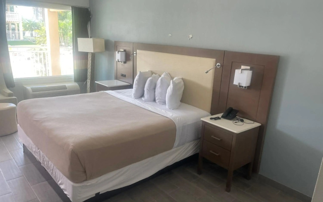 Rodeway Inn Holiday FL