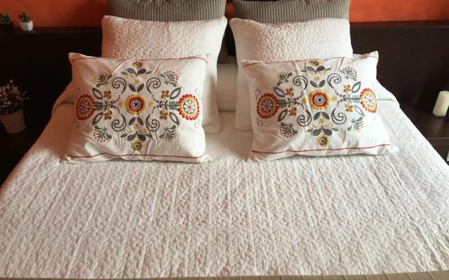 Shangrilla Hotel & Restaurant