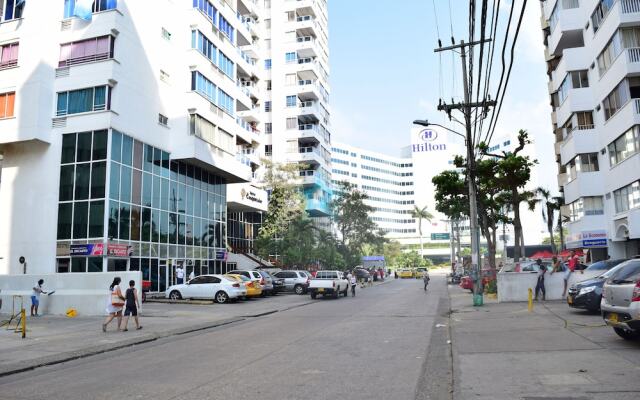 Apartamento Con Balcon - Piso 8