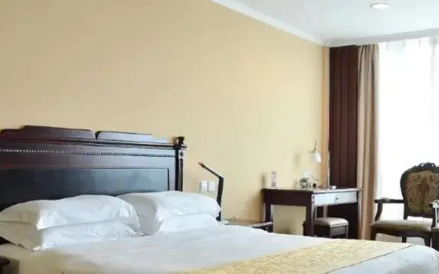 Huatian Century Hotel