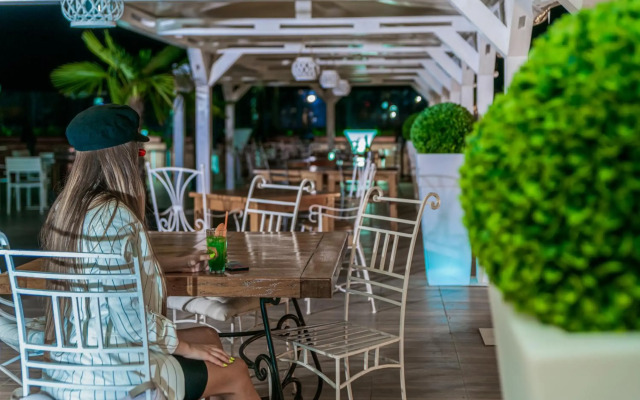 Ges Hotel