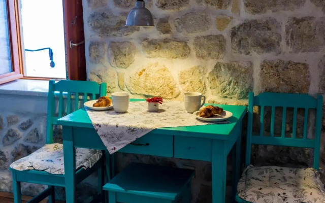 Historical City Center Apartment