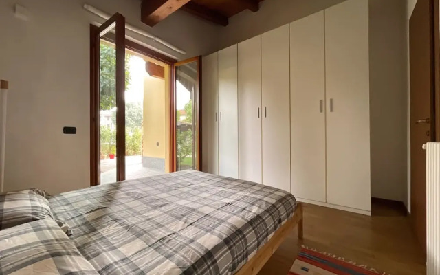 Modern Apartment, Private Garden, 25km From Milan