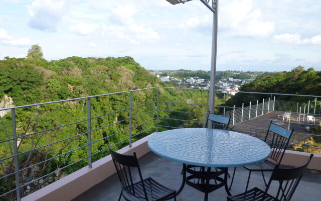 Hibis Resort