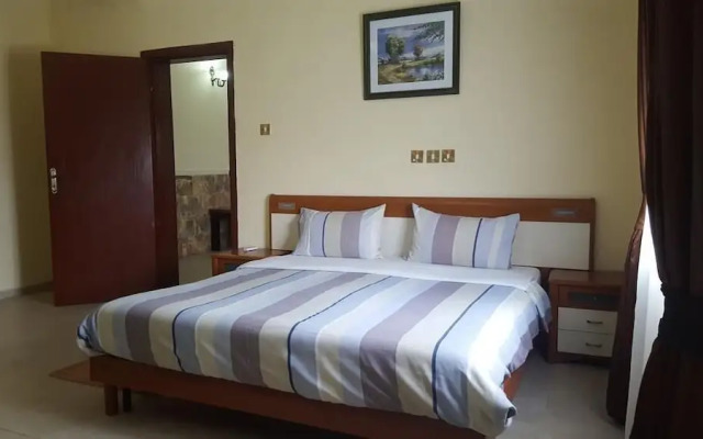 Le Eldera Hotel