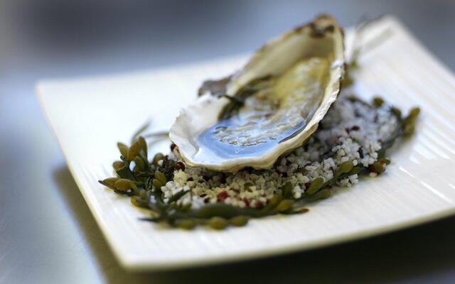 Domaine De Locguénolé & Spa