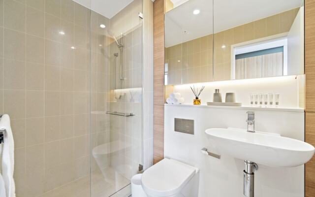 Modern, Ultra Clean in the Heart of Convenience