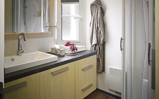 Camping Residentiel La Pinède