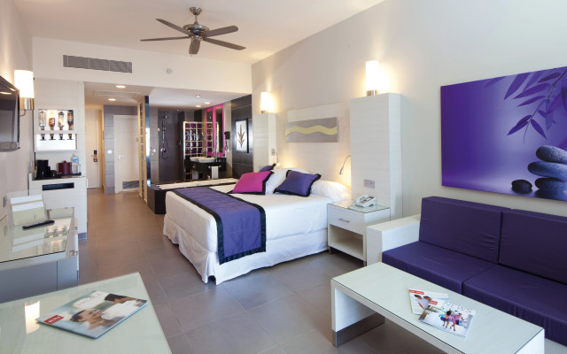 Hotel Riu Palace Bavaro - All Inclusive