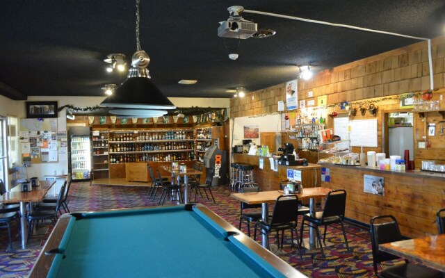 Theodore Motor Hotel