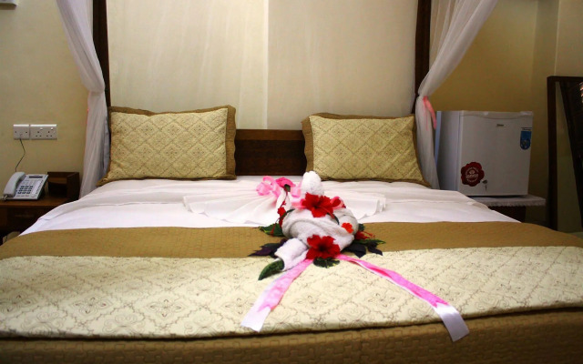 The Island Town Hotel - Adults Only