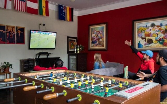 Flying Dog Backpackers Hostel