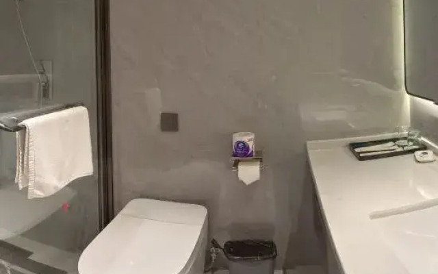 Maoxian International Hotel
