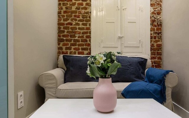 Cosy 2 Bed Apt in Chamberí 2 Min to Tube