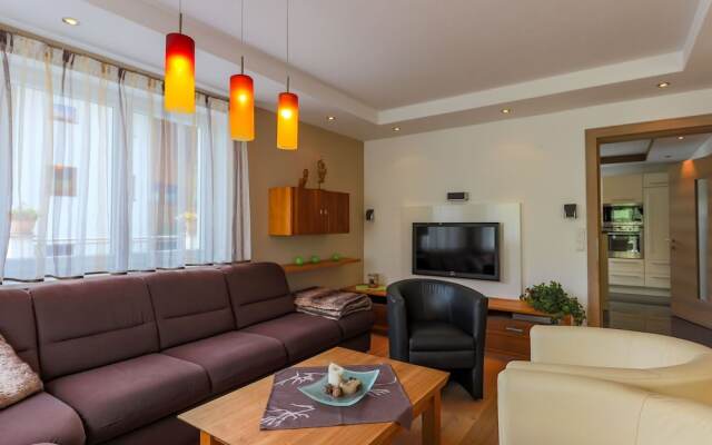 Plushy Holiday Home in Itter with Sauna, Terrace & Garden