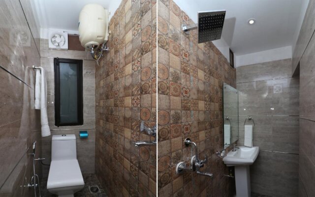 City Centre By OYO Rooms