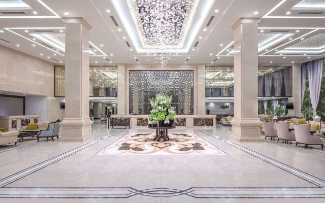 Melia Vinpearl Danang Riverfront