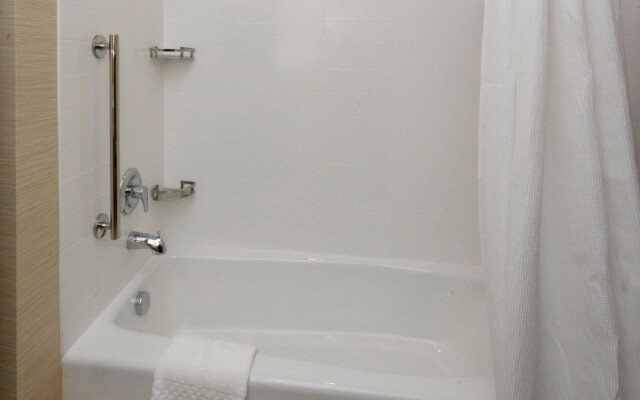 Fairfield Inn & Suites by Marriott Raleigh Capital