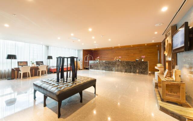 Home Hotel