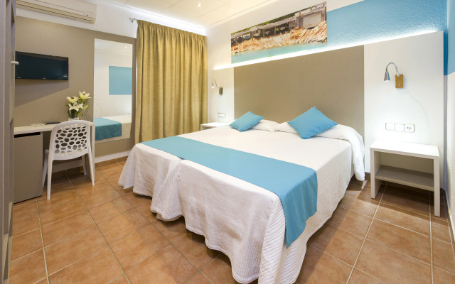 Hostal Residencia Adelino