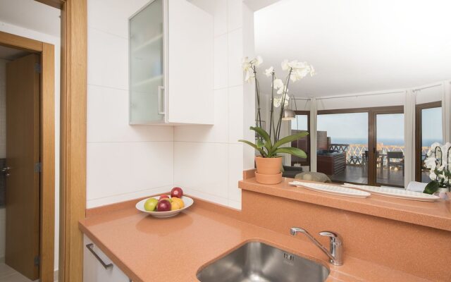 Penthouse M Reserva del Higueron 3 BEDROOMS. TRANSFER to the Beach and Train station. JACUZZI. WIFI. 2 PARKING. 2 SWIMMING POOL